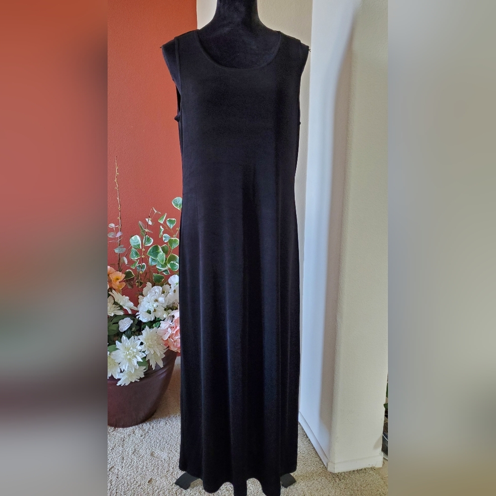 2 Pcs. Cocktail/Party Long Sleeve Jacket & Long Black Dress - Picture 4 of 13
